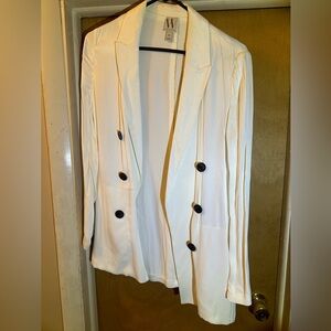 Silky Blazer (Material 100% Viscose) - Petit Small - Antique White